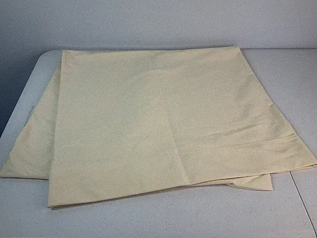 NATUREPEDIC Organic King Size Waterproof Pillow Protector Pillow Case. Used Once